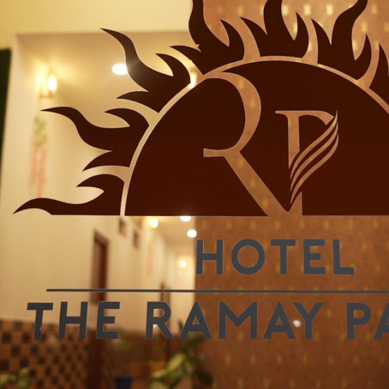 Hotel The Ramay Palace Ayodhya Bagian luar foto